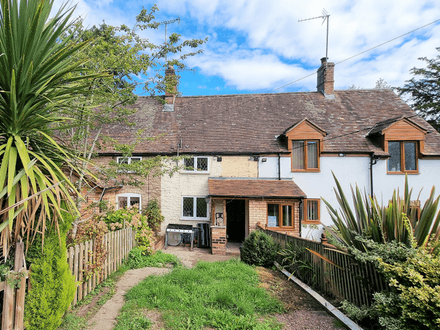 2 Farmers Boy Cottages, Ross Road Longhope, Gloucestershire, GL17 0LP